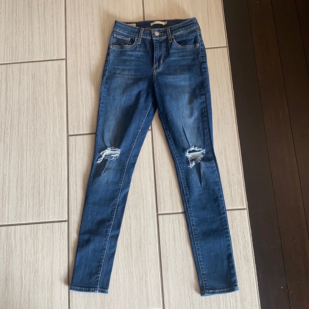High Rise Skinny Levi Jeans